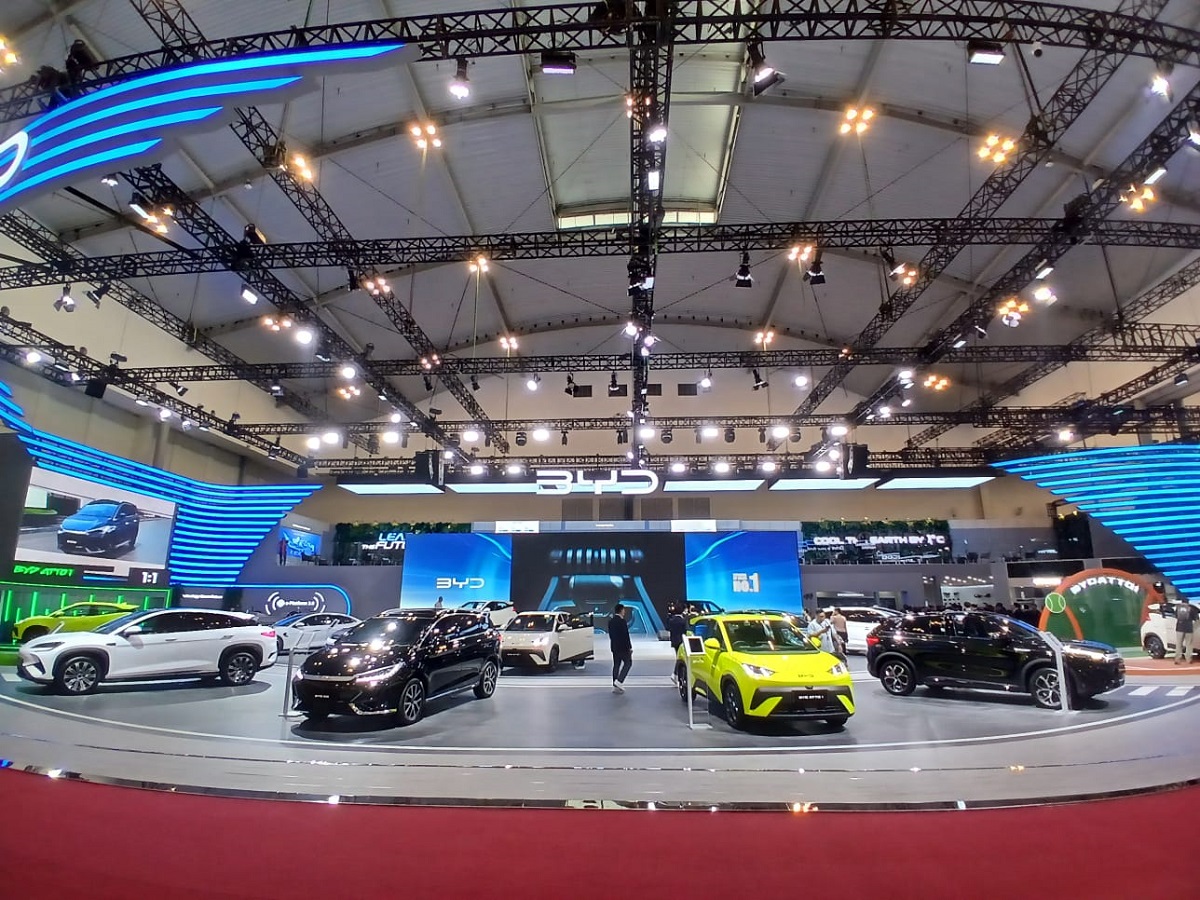 BYD hingga VinFast Ditagih Produksi Mobil Listrik di Indonesia Tahun Depan, TKDN 40 Persen